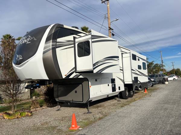 Jayco North Point 2021 1