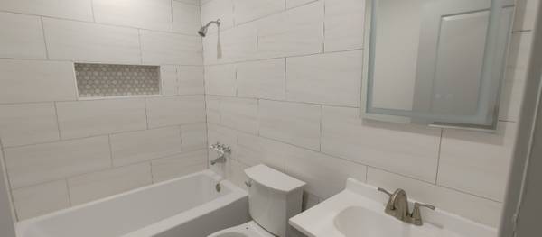 $1595.00 / 2br - 800ft2 - Centrally Located Duplex in Turlock63763026097281124