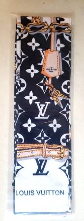 New Louis Vuitton Replica Monogram Satin Scarf 1