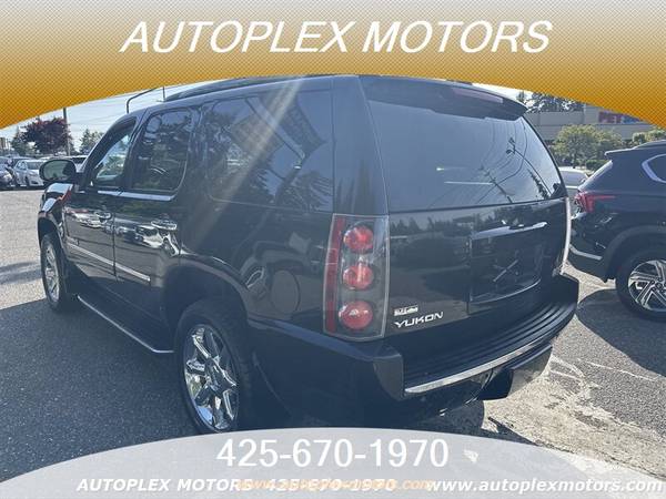 2011 GMC YUKON DENALI - ASIENTO TRASERO - $12,99563624427777411124