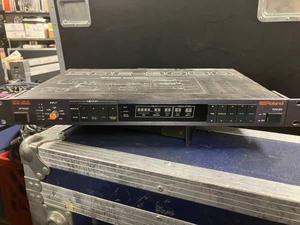 Roland SDE3000 Digital Delay 1