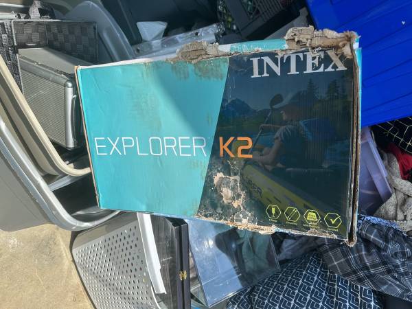 Intex Explorer K2 inflatable kayak set 1