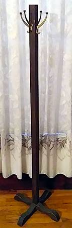 Wooden Coat/Clothes Tree 1