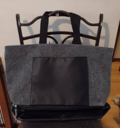 Brand new duffel bag DSW 1