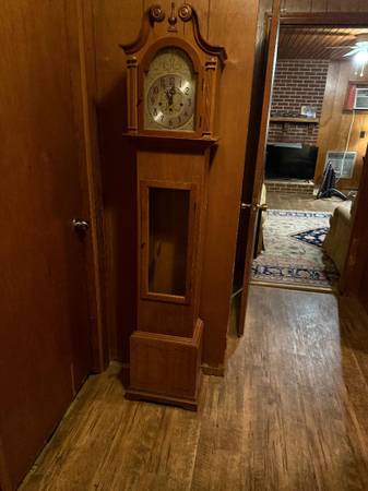 $400 / 1br - 300ft2 - Furnished bedroom in 3 BR house (Finger)63812779785857124