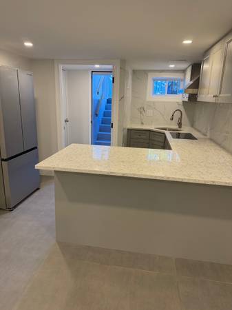 Woodhaven One Bedroom Apartment — photo 1 of 5