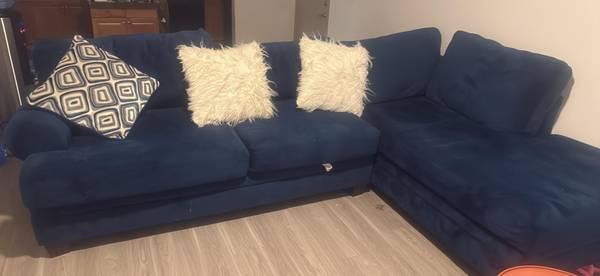 Couch for sales 1