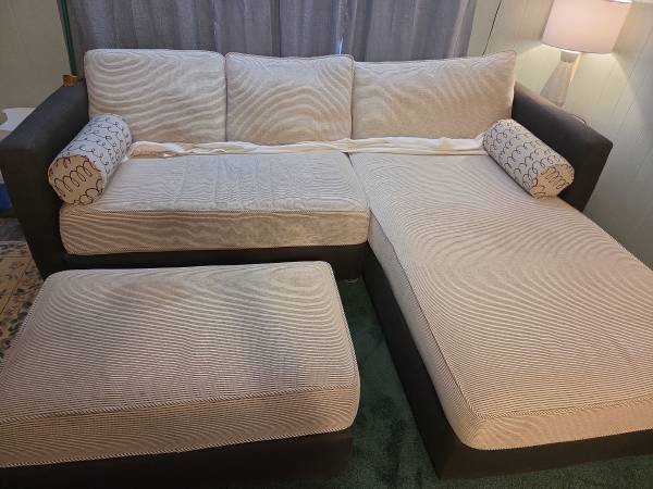 sectional couch and ottoman 1