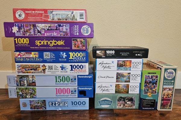 PUZZLES 1,000-1,500 PIECES 1