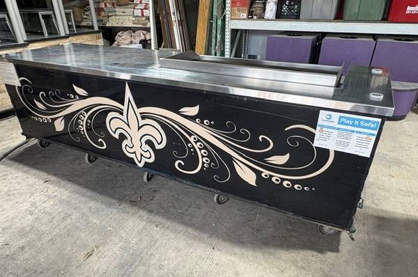 Restaurant Cook Station. Griddle w/ Steam Drawers and Refrigeration 1