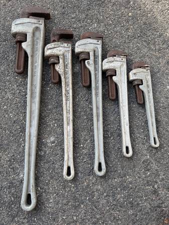 rigid pipe wrenches aluminum 1