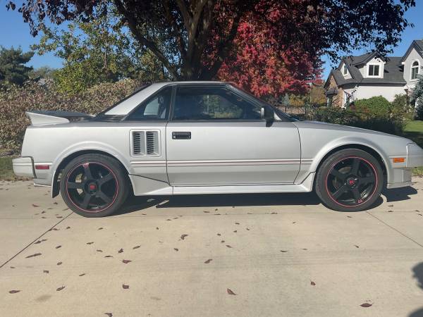 1986 Toyota MR2 1