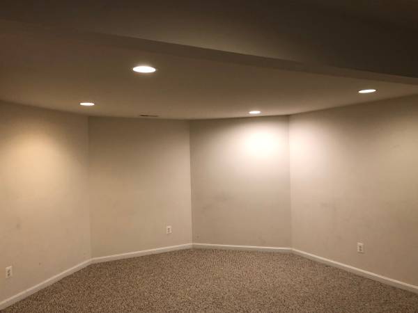 $1,450 / 2br - 2000ft2 - Huge Private Basement (2,000 sq ft) for ONE person (Manassas)64040025343491123