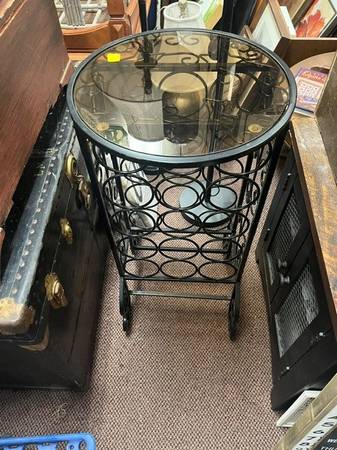 Wine rack / end table 1