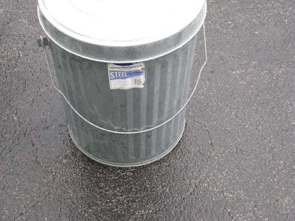 Animal Feed Storage Containers With Locking Lids & Bucket 1