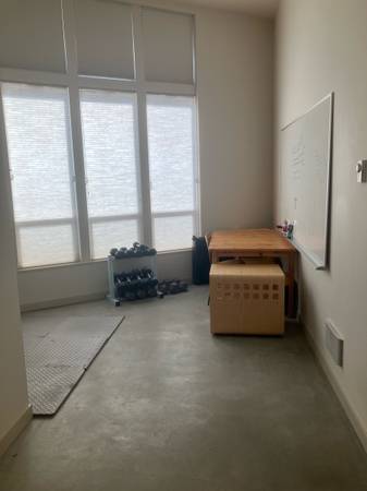 $1,750 / 2br - 172ft2 - Shared Fremont townhouse with spacious, light-filled bedroom (Seattle)63814860434691124