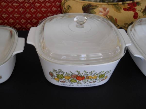 4 Corning Ware Covered  Casseroles - $200 (Memphis Area)62954475482755122