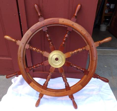 VINTAGE CAPTAIN'S LARGE WOODEN SHIP STEERING WHEEL 1