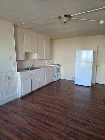 Rumford 2 BR 1
