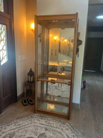 Solid Oak Cabinet 5 Shelves & Mirror and Lights 1