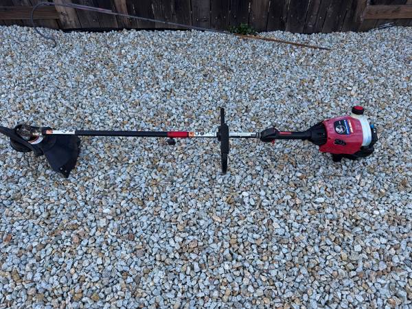 Weedeater/field trimmer 1