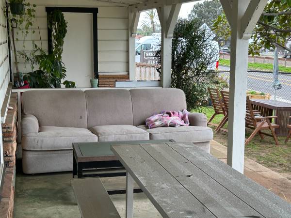 $1,250 / 2br - 2 Rooms Available in Leucadia - 2 Blocks from Beacons Beach (Leucadia)63954709900675123