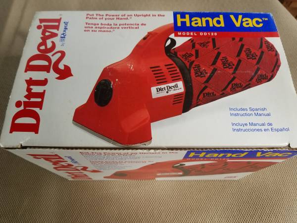 NIB DIRT DEVIL HAND VAC, ATTACHMENT KIT, and 10 DISPOSABLE BAGS 1