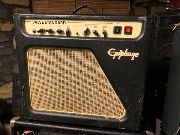 Epiphone Valve Standard combo guitar amp  30/40 watts - all tube 1