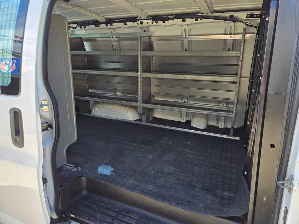 2019 GMC Savana 2500 3dr - Photo 10