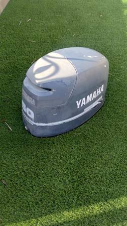 Yamaha 50hp cowling / hood 1