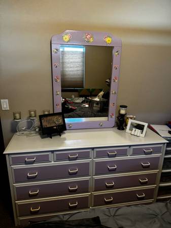 Solid pine dresser 1