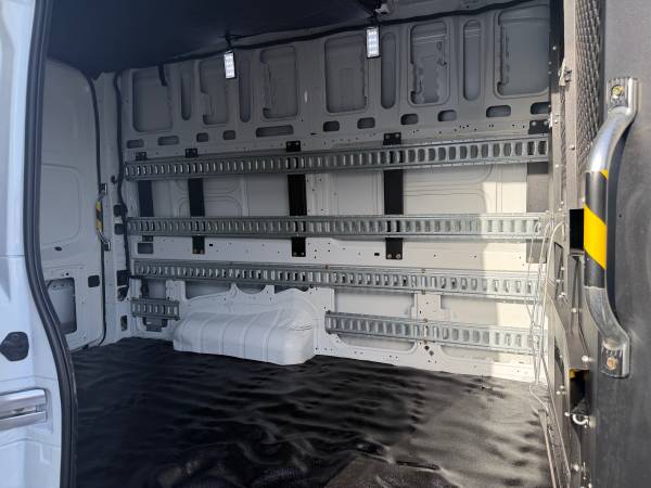 2018 Nissan NV2500 - Photo 8