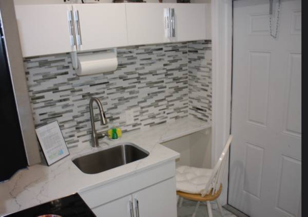 $549 / 1br - 500ft2 - TARIFA ESPECIAL CON DESCUENTO EN LA PLAYA $549/SEM ANFITRIONES EXTENSOS BIENVENIDOS! (Deerfield Beach)64049274733441122