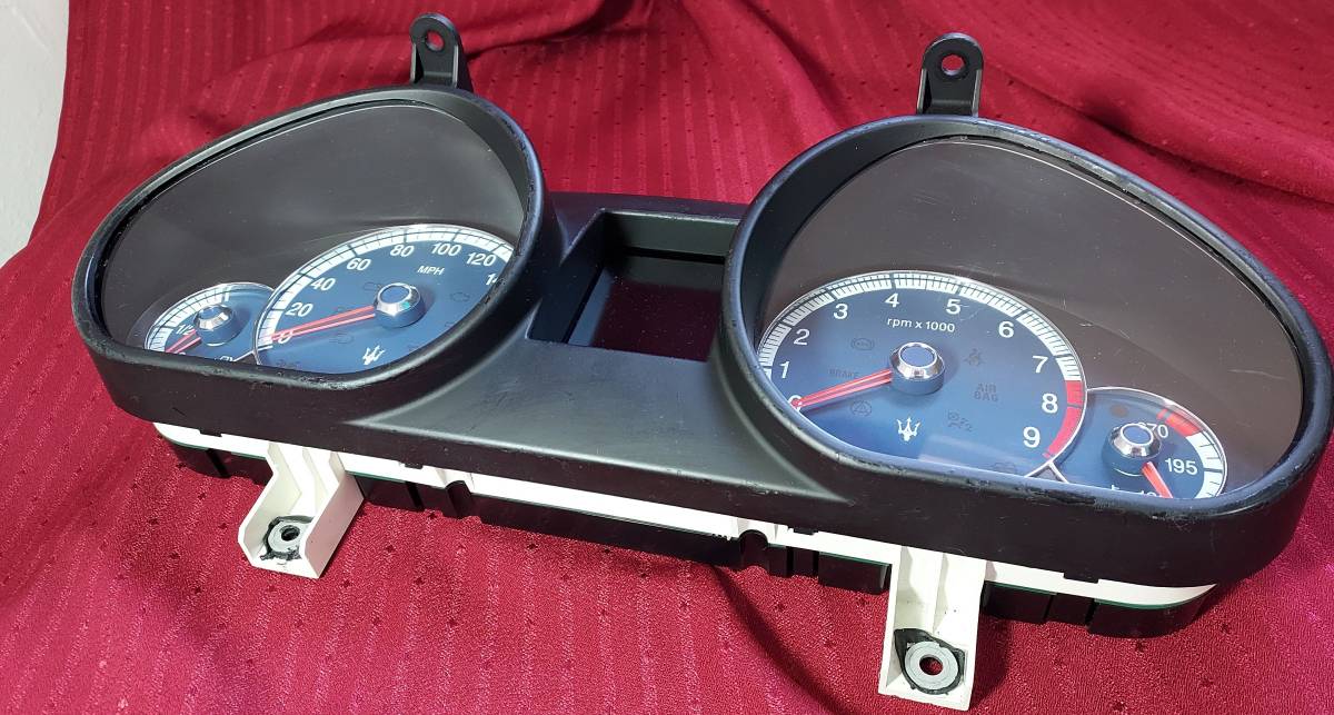 Maserati Quattroporte 2006 Instrument clusters Set