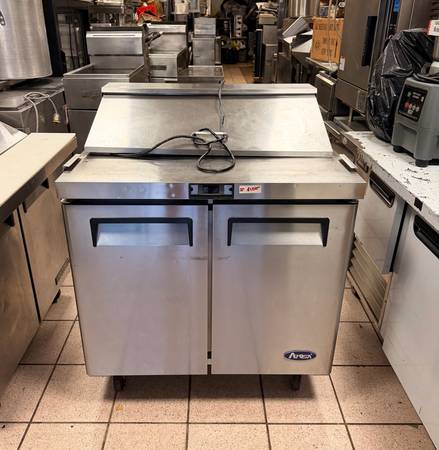 Used Atosa 36 inch Salad Bar - Restaurant Equipment — $1,500 in New York City
