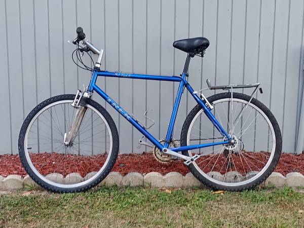 ((( TREK Single Track 920. Mountain Bike))) 1