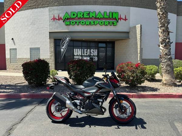 1 2025 Kawasaki Z500 SE ABS 1