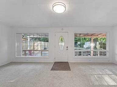 $325,000 / 3br - 1382ft2 - Nestled in The Heart of Historic East Medford! (Medford)64318776351361123