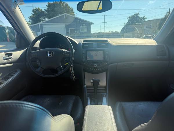 2004 Honda accord - $4,200 (vallejo / benicia)63624010435841124