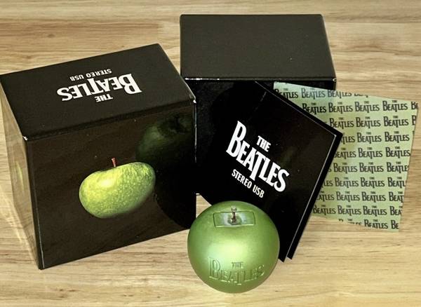 The BEATLES Stereo USB (Limited Edition) Box Set - collectibles