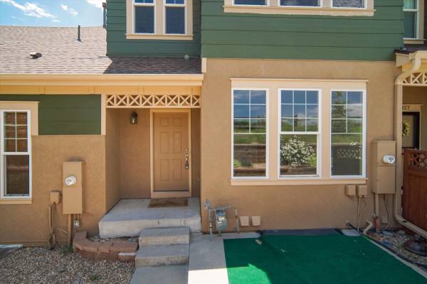 $538,950 / 2br - 2422ft2 - Littleton-Townhome-2 bed+Office+2.5bath+2 car garage+Full Basement (Littleton)63849271993731121