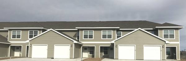 $800 / 3br - Santa Fe 2 (Dodge City)63681677951489120