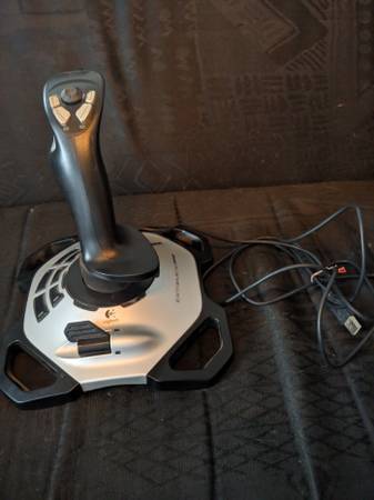 Logitech Extreme 3D Pro Joystick USB windows pc gaming 1