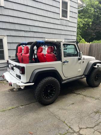 2012 Jeep Wrangler 1