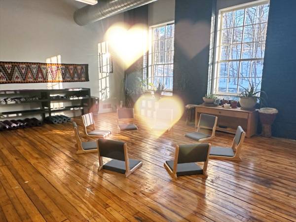 $200 / 400ft2 - 💜 NEW Sacred Healing Spaces | Small & Large | Flexible Rentals 💜 (Burlington)63784662542209121