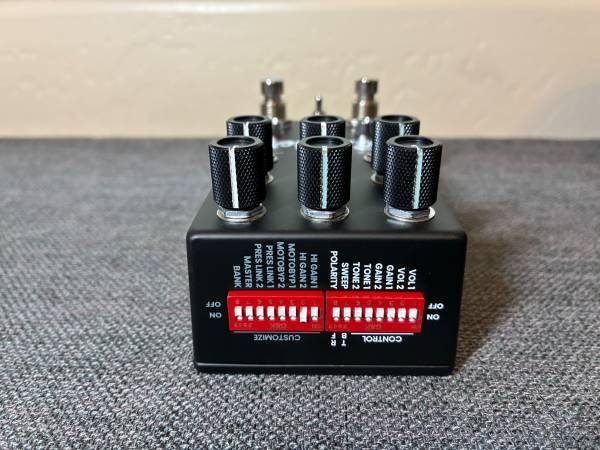 Chase Bliss Audio Brothers AM - Monochrome - musical instruments