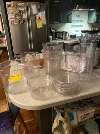 Kitchen containers 1