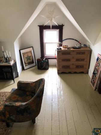 $850 / 625ft2 - VICTORIAN Studio avail 9/15 or 10/1 (south Minneapolis)63373543196931122