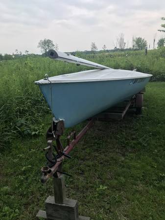 Chrysler sailboat 1