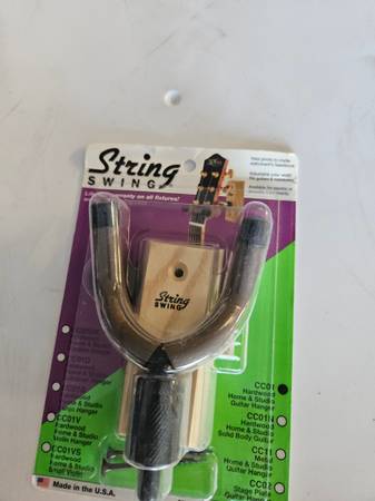 Guitar hangers By String  Swing 1
